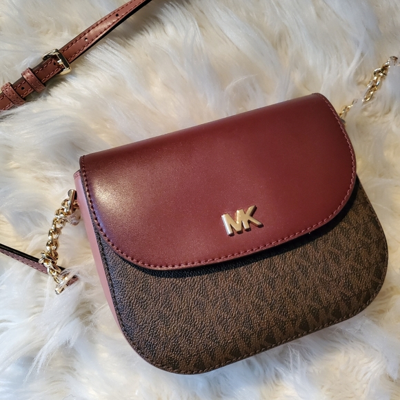 Michael Kors Crossbody Bag - Picture 1 of 5